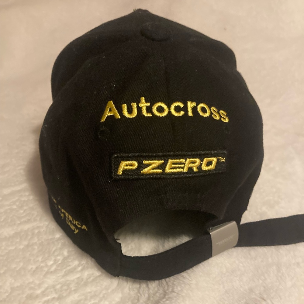 F1 Pirelli podium hat - Picture 3 of 3